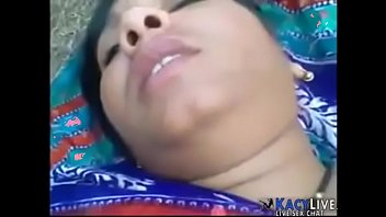Bangladeshi Indian Maid Sex Outdoors - KacyLive.com
