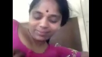 desi aunty hard fuck by his boyfriend